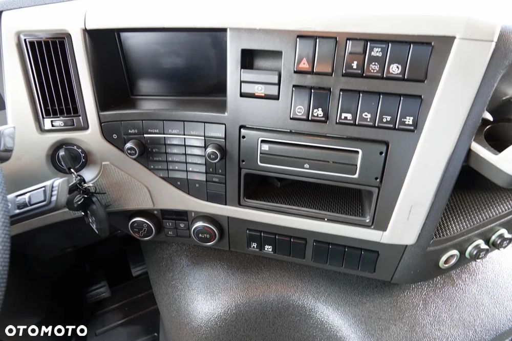 Volvo FM 460 / NISKA KABINA / PO KONTRAKCIE SERWISOWYM / EURO 6 - 29