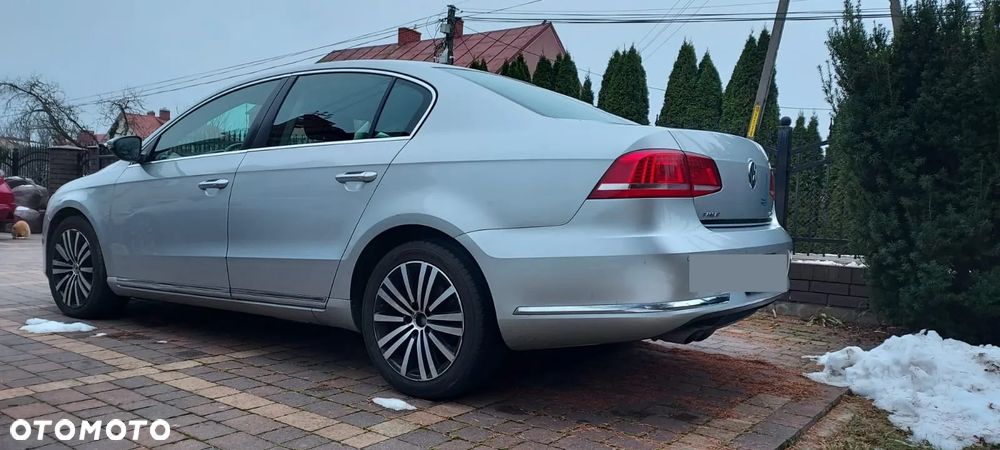 Volkswagen Passat 2.0 TDI Comfortline DSG - 4