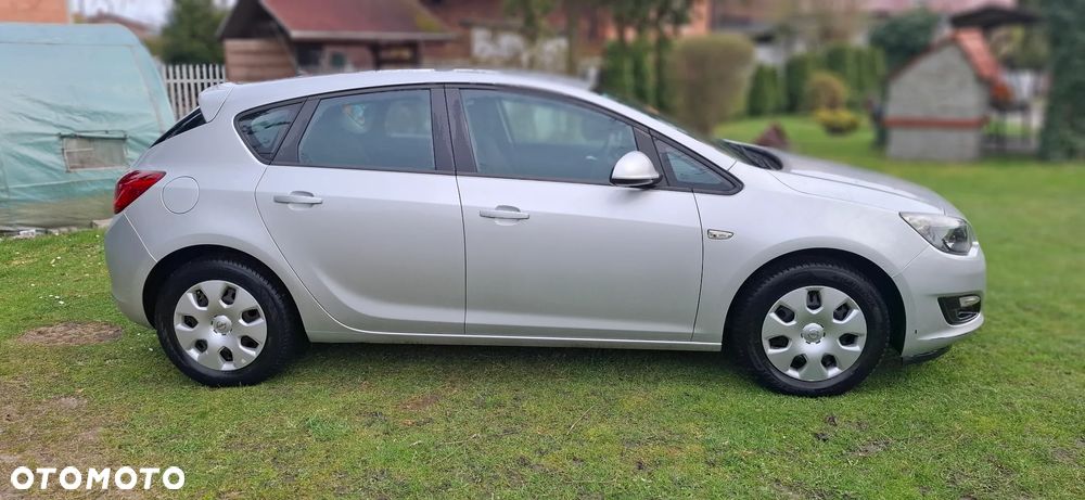 Opel Astra 1.7 CDTI ecoFLEX - 12
