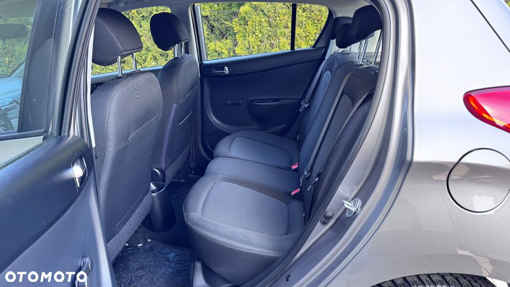 Hyundai i20 1.25 Comfort - 23