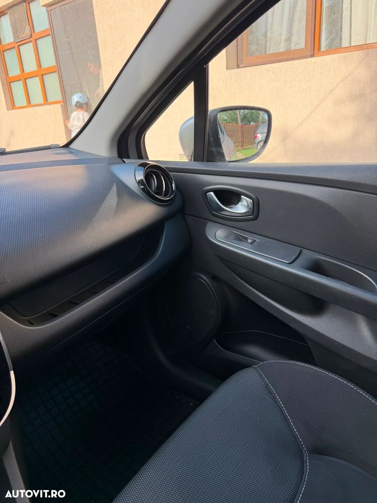 Renault Clio 1.5 dCi Life - 8