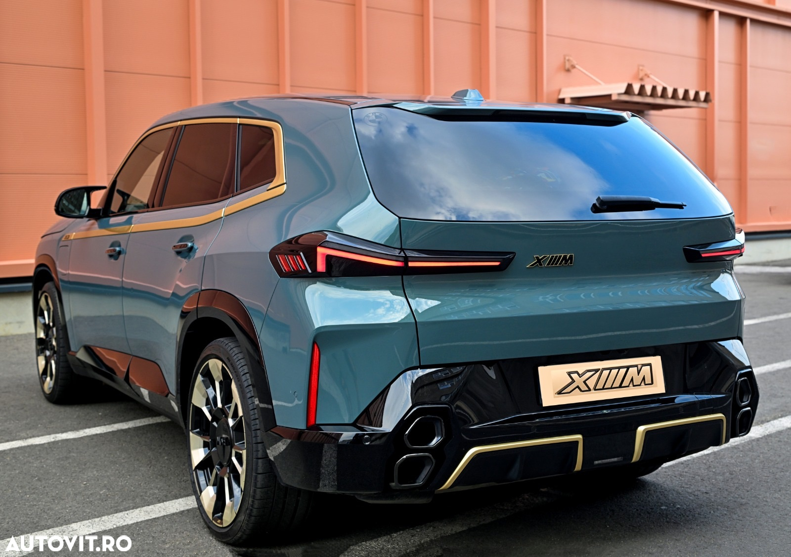 BMW XM Label - 12