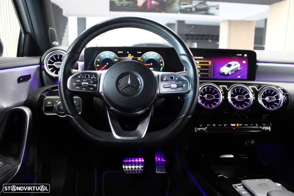Mercedes-Benz A 250 e AMG Line - 9