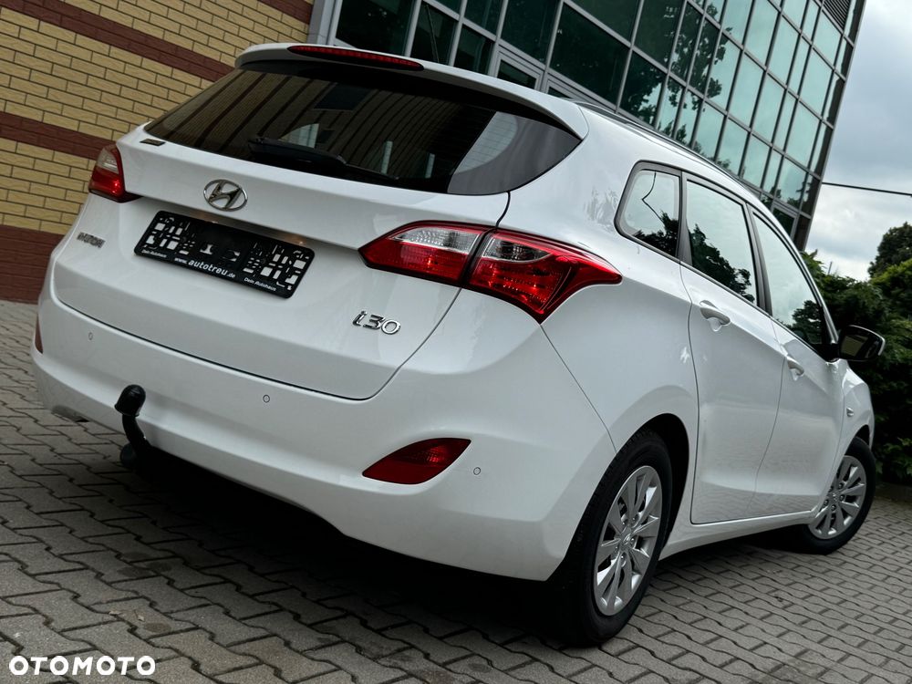 Hyundai i30 i30cw 1.6 CRDi Trend - 4