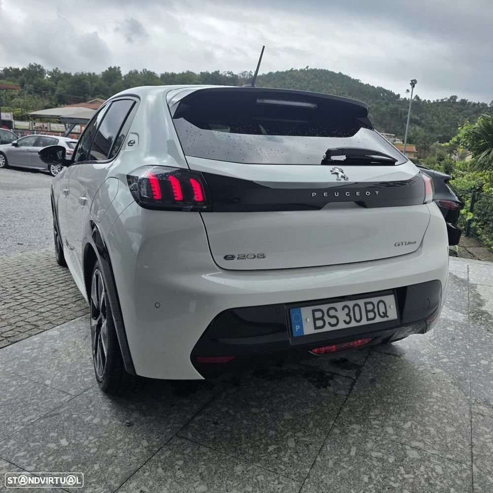 Peugeot e-208 50 kWh GT Line - 17