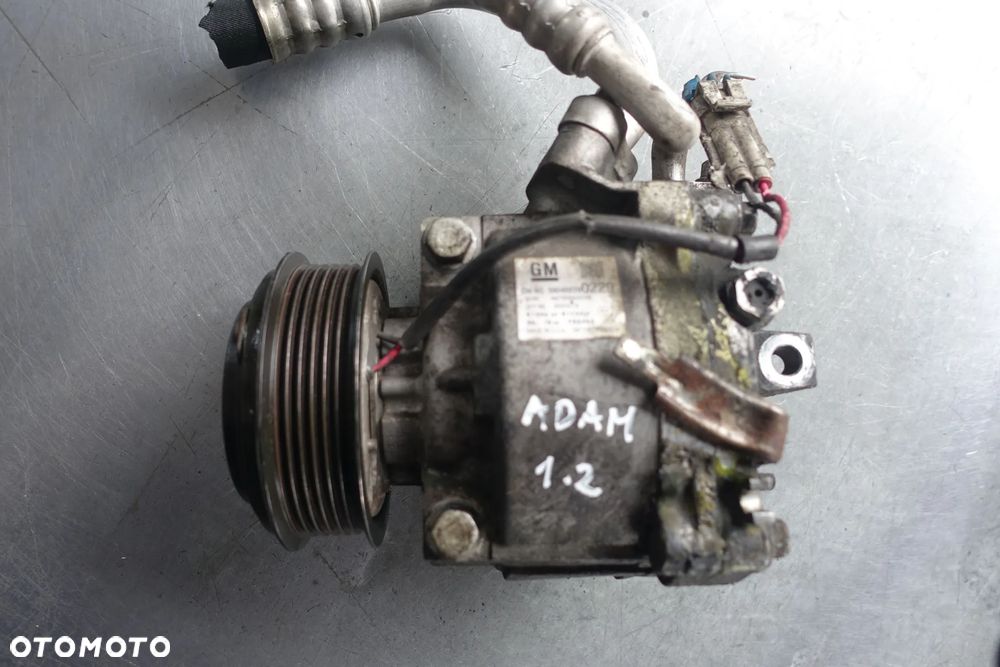 SPRĘŻARKA KLIMATYZACJI OPEL ADAM 1.2 B 39040229 - 1
