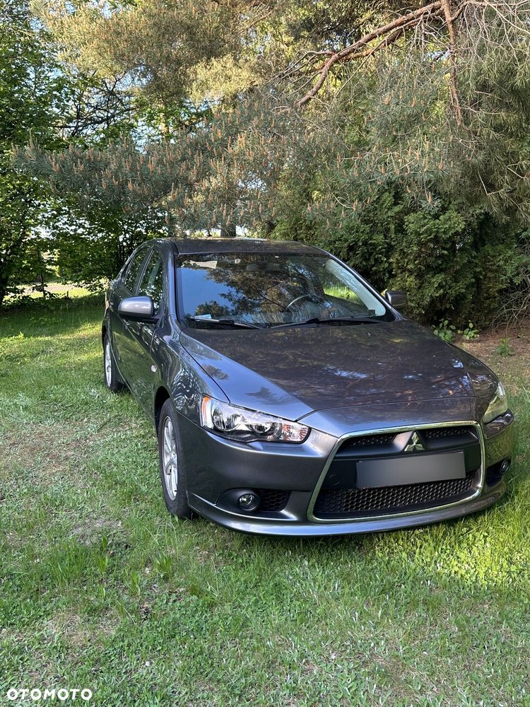 Mitsubishi Lancer 1.6 Invite - 2
