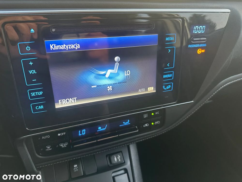 Toyota Auris Hybrid 135 Premium - 30
