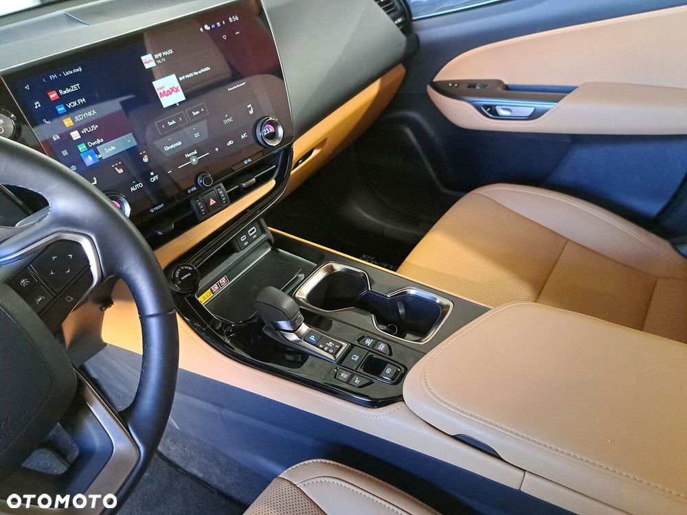 Lexus NX 2025