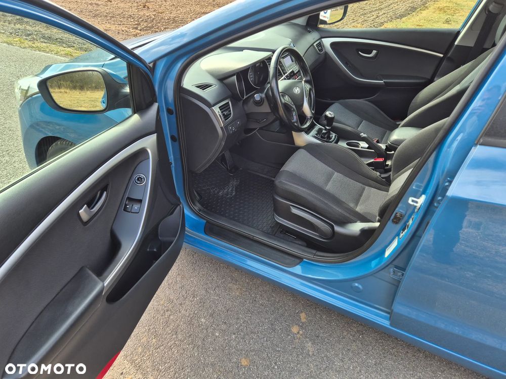 Hyundai i30 1.4 CRDi Intro Edition - 8