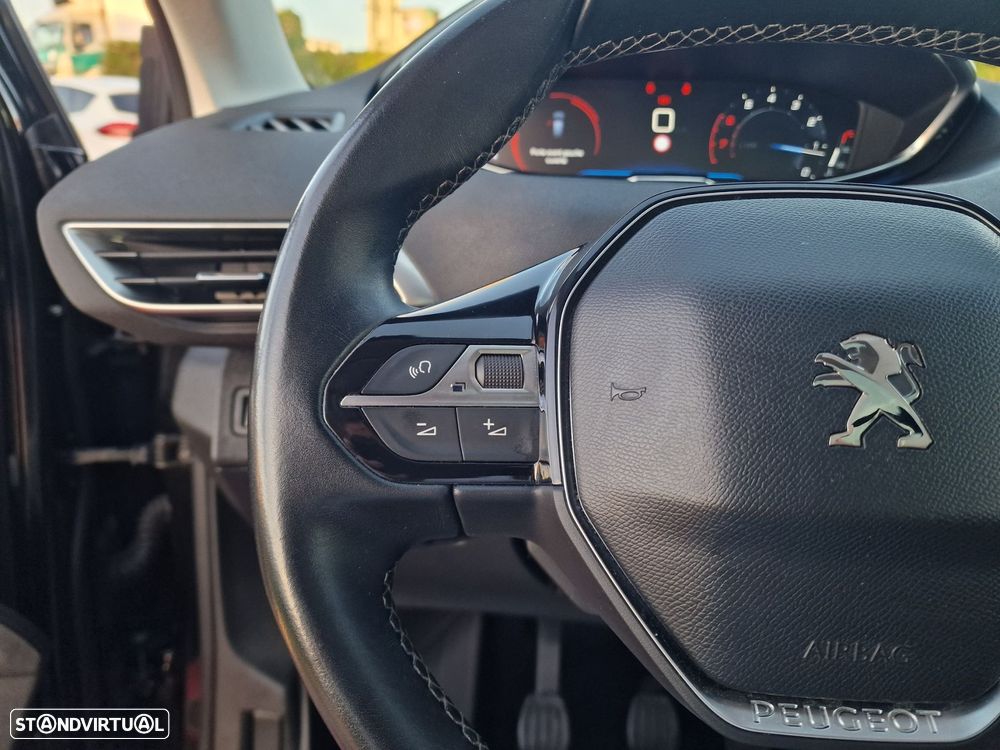Peugeot 3008 1.2 PureTech Allure Grip Control - 19