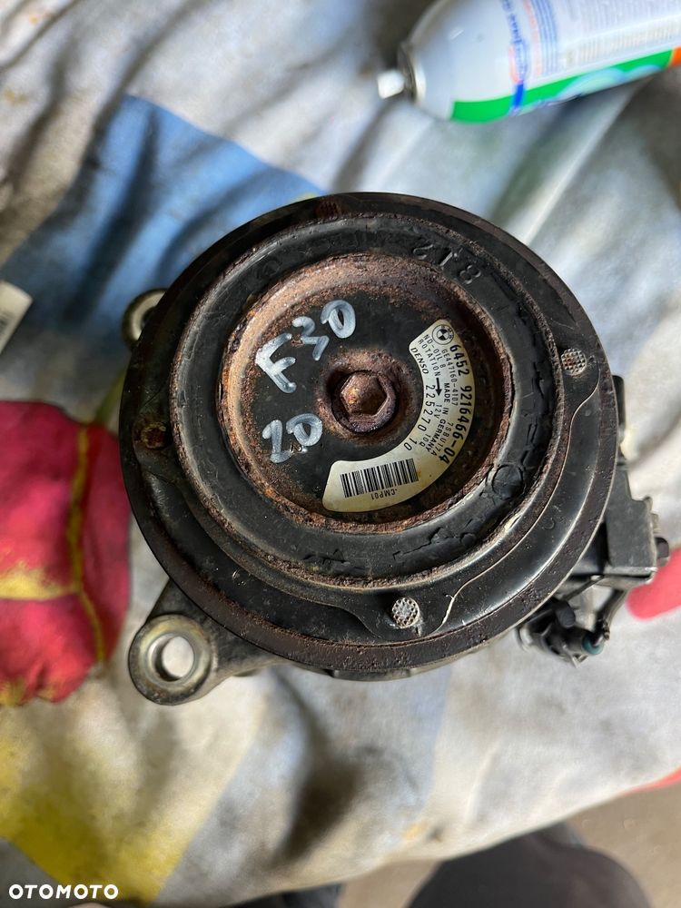 Pompa kompresor Klimatyzacji BMW 2.0i - 7