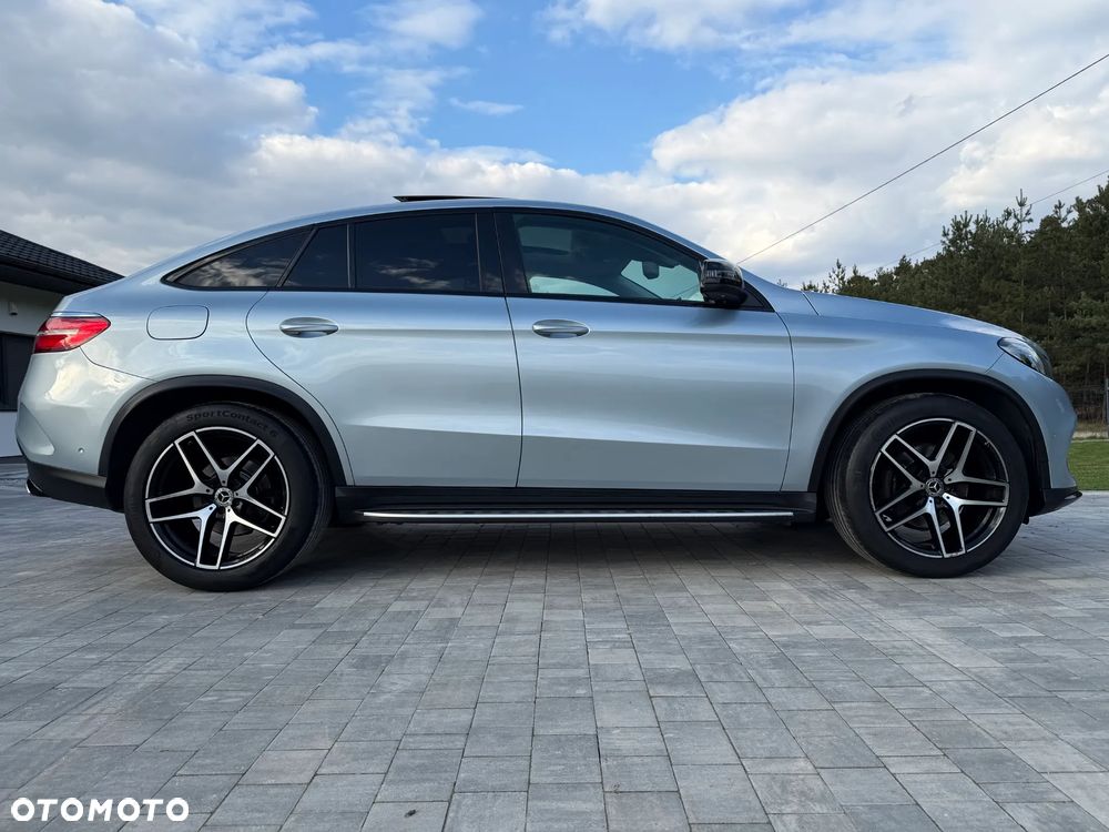 Mercedes-Benz GLE - 13