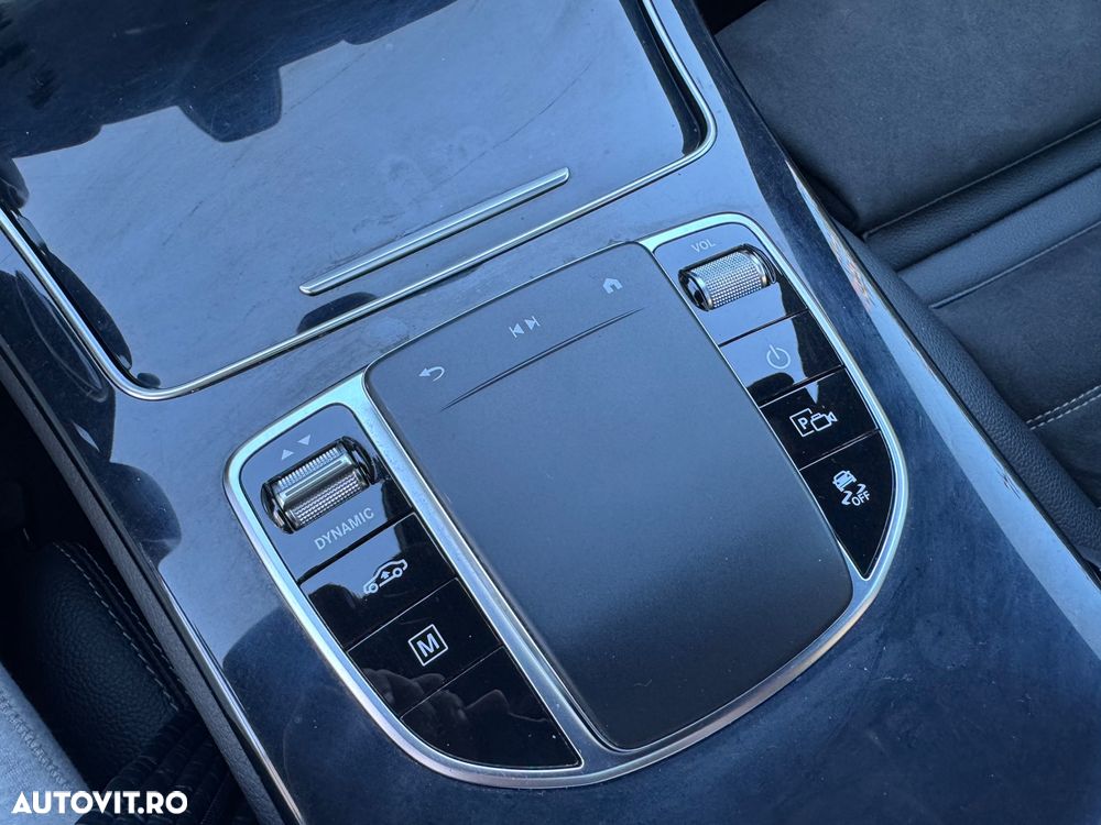 Mercedes-Benz GLC Coupe 300 de 4Matic 9G-TRONIC AMG Line Plus - 28