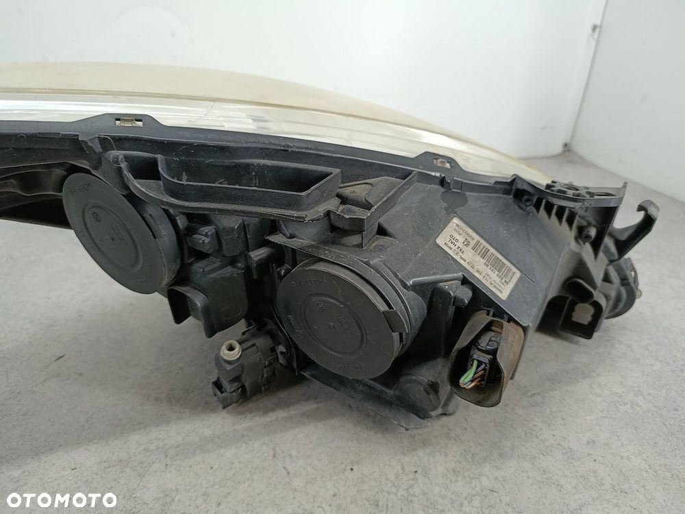 LAMPA PRZÓD LEWA PEUGEOT 5008 9682519180 89903106  VALEO - 7