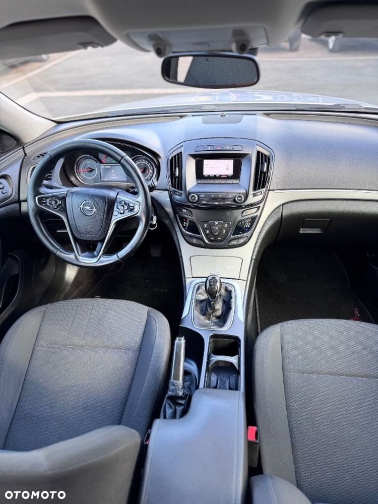 Opel Insignia - 35