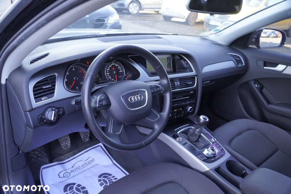 Audi A4 Avant 2.0 TDI DPF Attraction - 10