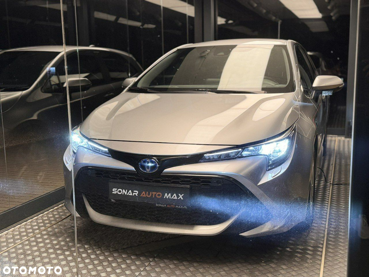 Toyota Corolla - 11