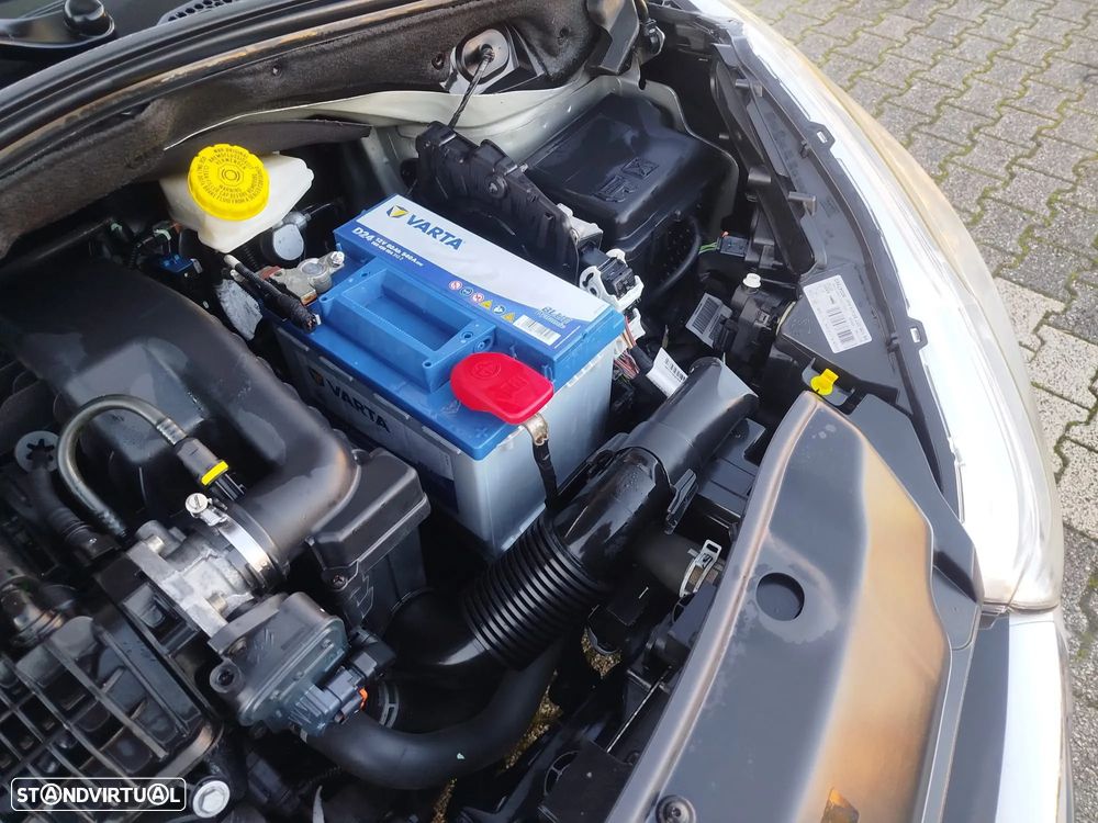 Peugeot 208 1.2 PureTech Style - 7