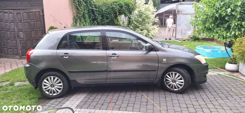 Toyota Corolla 1.4 VVT-i Base - 5