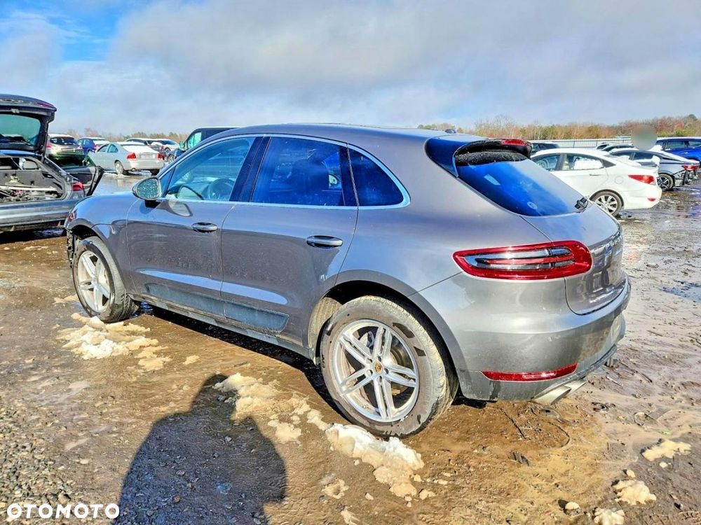 Porsche Macan - 2