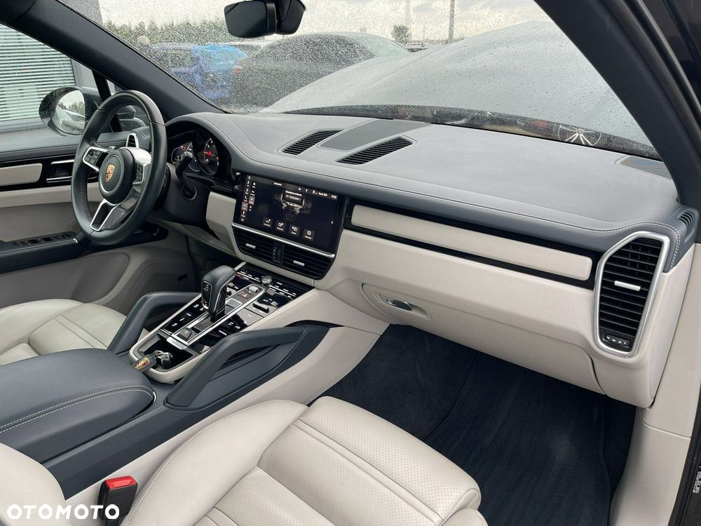 Porsche Cayenne Tiptronic S Platinum Edition - 10