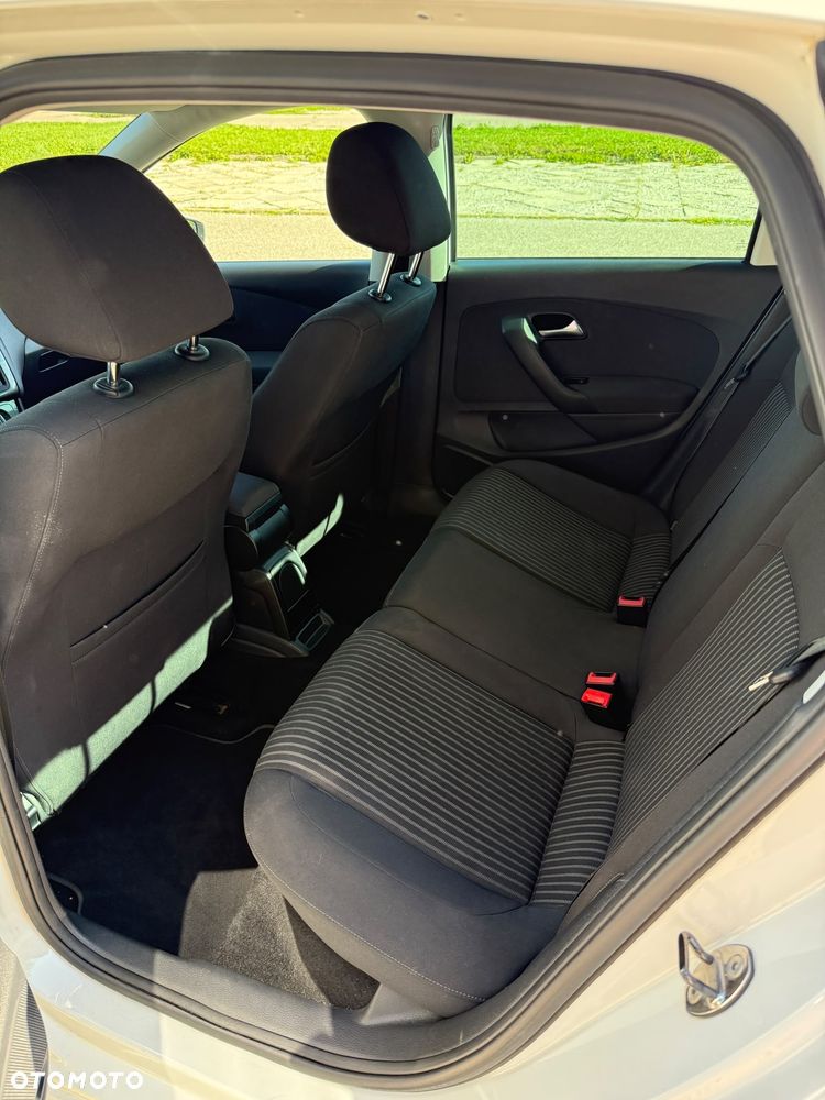 Volkswagen Polo - 8