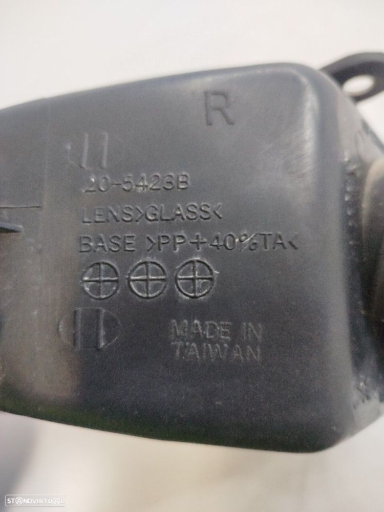 Farol/ Otica Dianteiro Dto Fiat Palio Weekend (178_) - 3