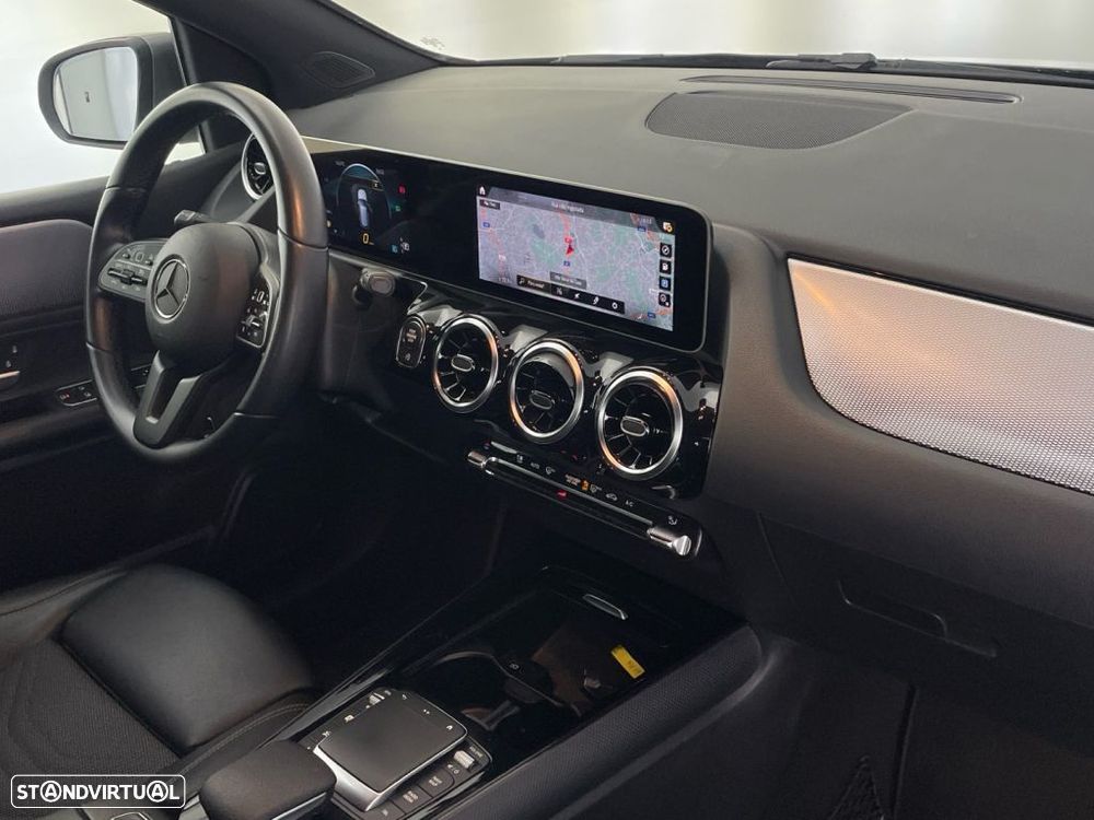 Mercedes-Benz B 180 d - 23