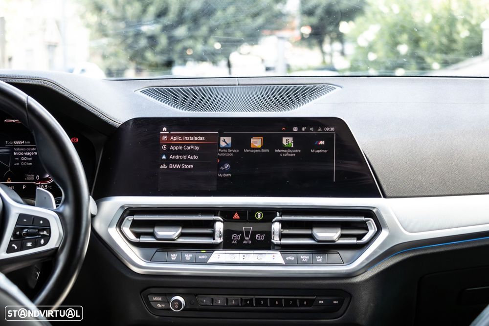 BMW 330 e Pack Desportivo M Pro Auto - 42