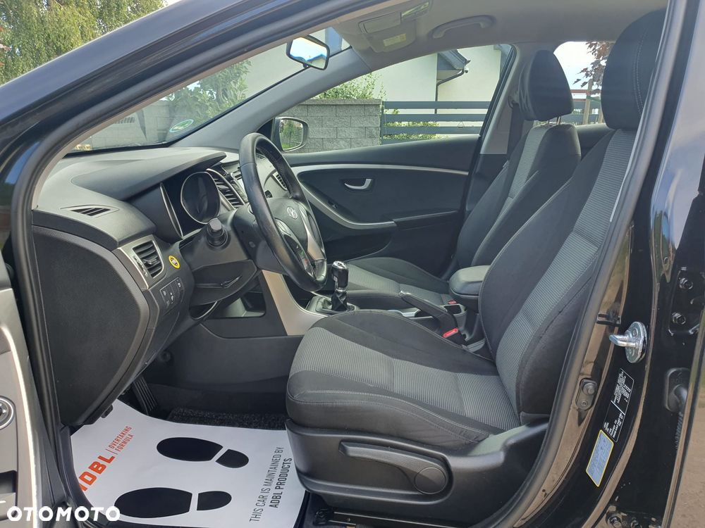 Hyundai i30 1.6 GDI Comfort - 10