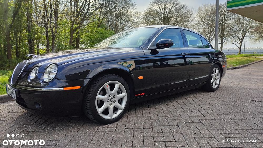Jaguar S-Type - 8