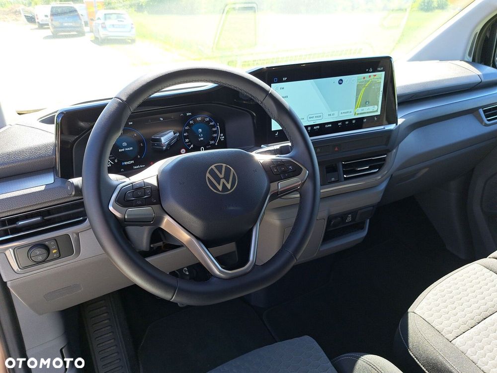 Volkswagen Caravelle - 34