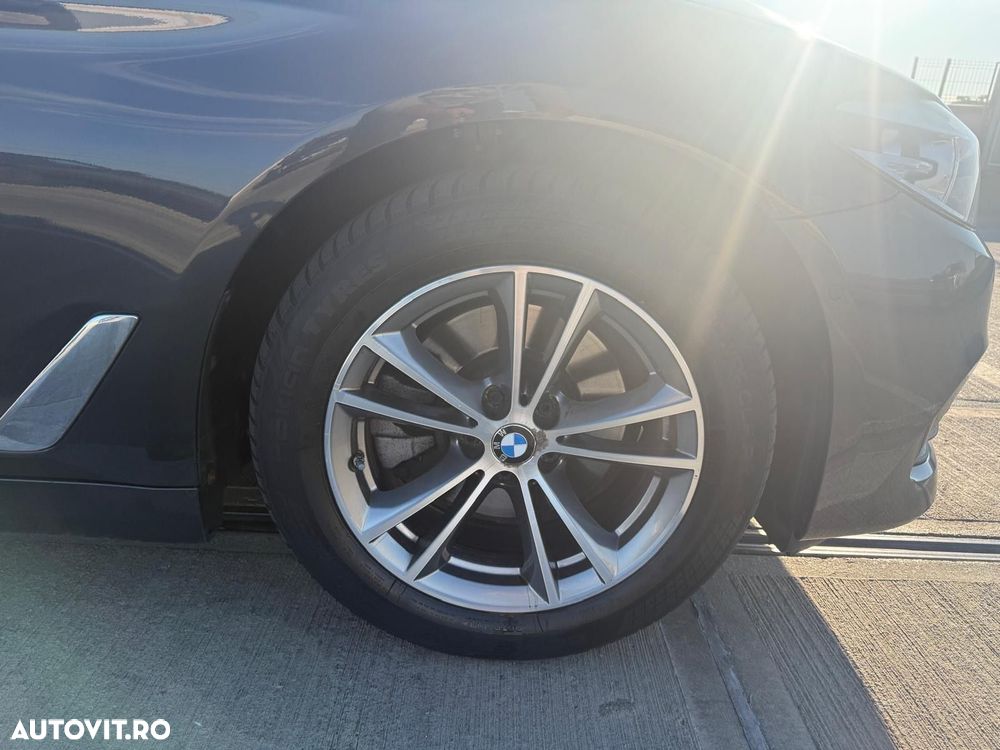 BMW Seria 5 - 18