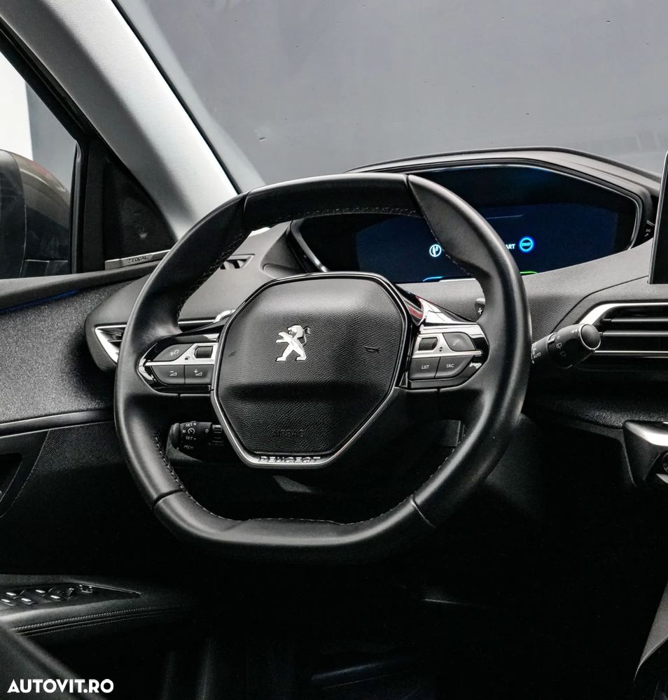 Peugeot 3008 PHEV 180 EAT8 Allure Pack - 17