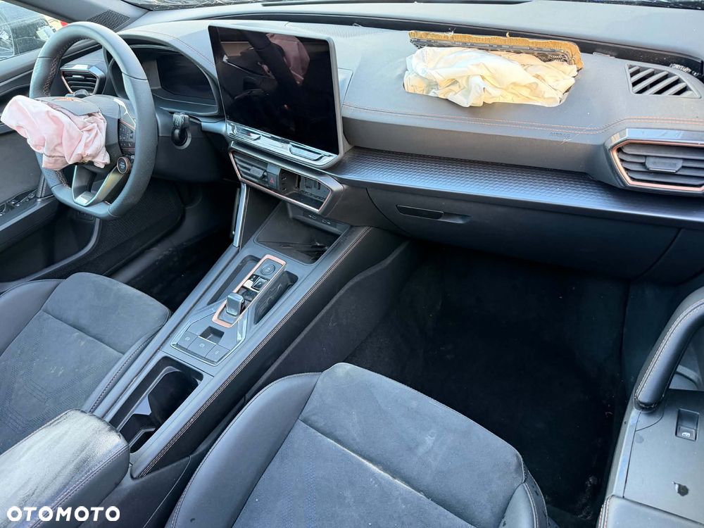 Cupra Formentor 1.5 e-Hybrid DSG VZ - 13