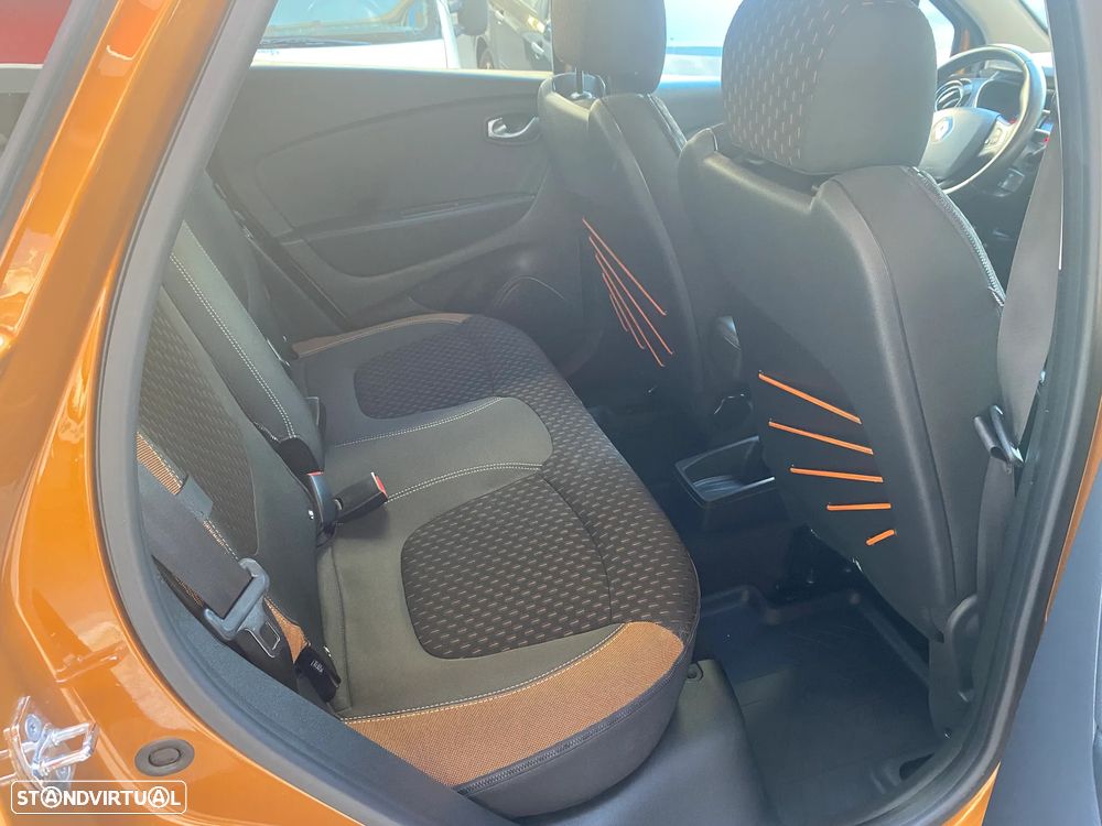 Renault Captur - 27