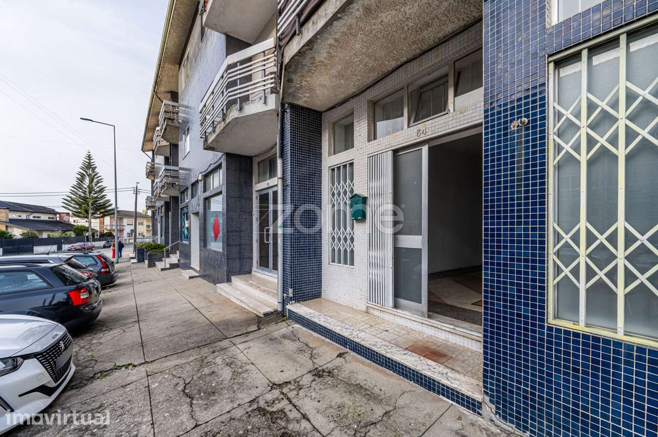 Loja para Arrendamento em Valadares | Vila Nova de Gaia - Grande imagem: 4/17