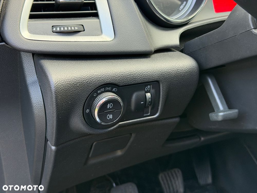 Opel Astra 1.4 Turbo ecoFLEX Start/Stop Innovation - 33