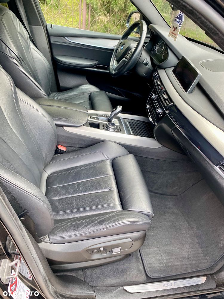 BMW X5 3.5i xDrive - 11