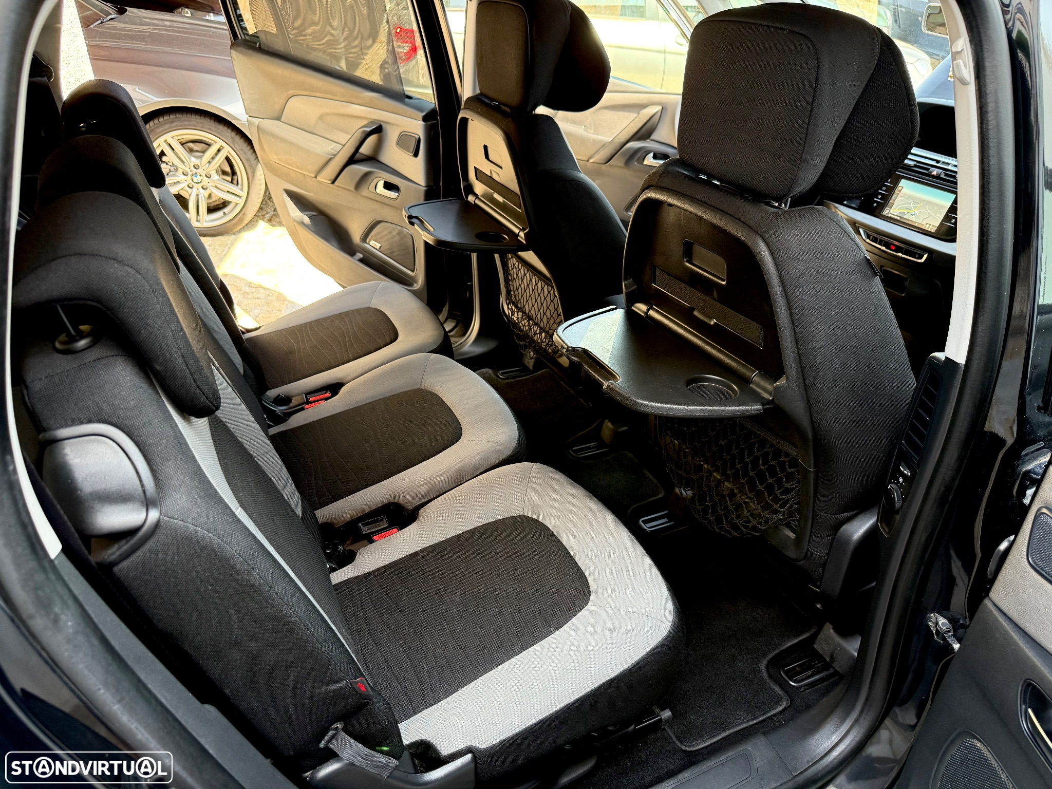 Citroën C4 Grand Picasso e-HDi 115 Intensive - 48