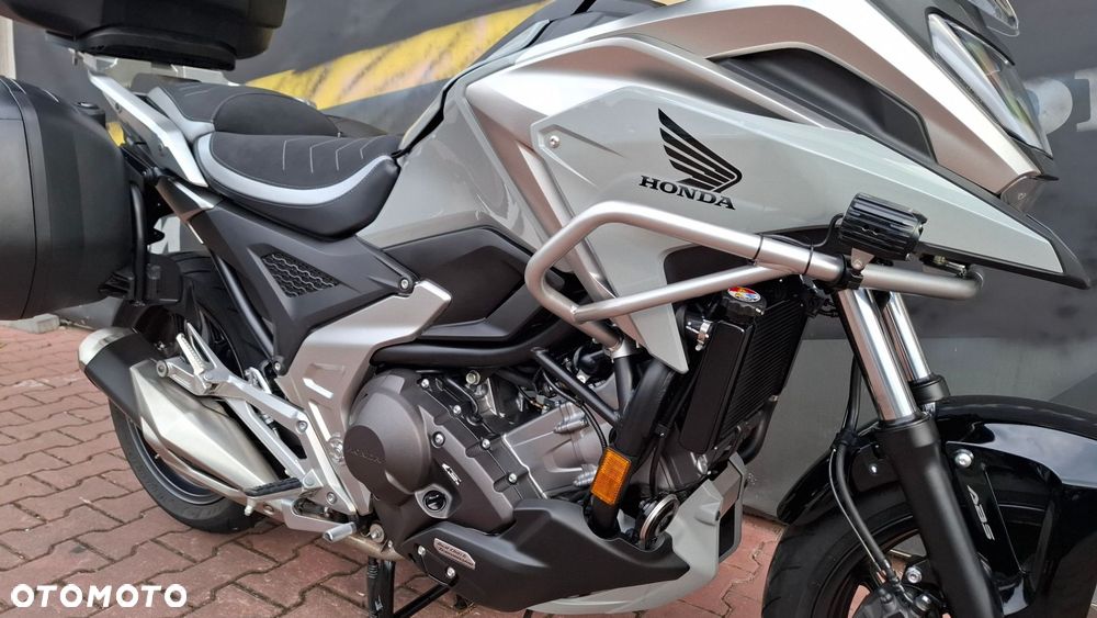 Honda NC - 12