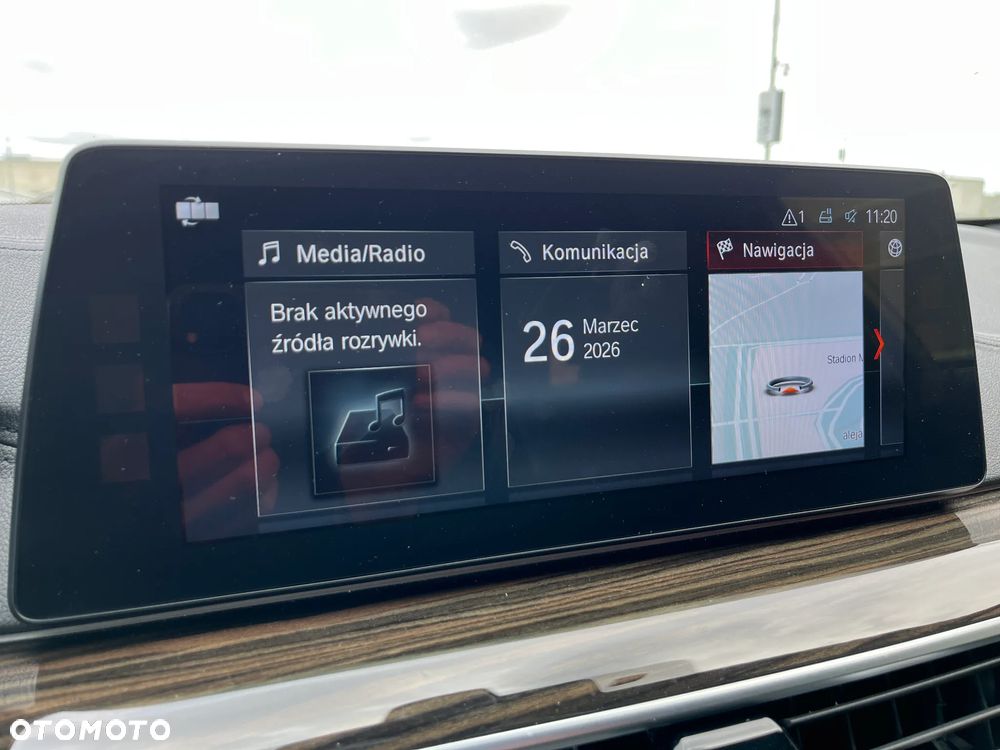 BMW Seria 5 520i Luxury Line - 23