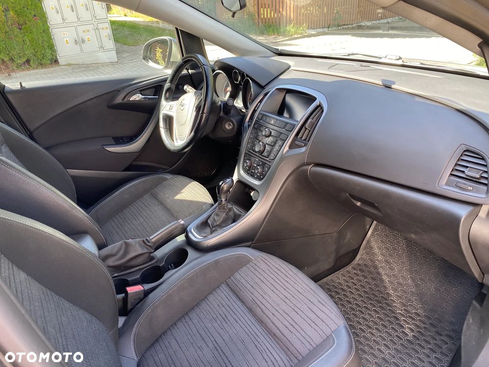 Opel Astra 1.4 T Active EU6 - 10