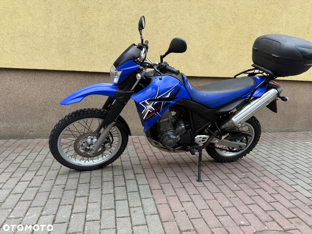 Yamaha XT - 26