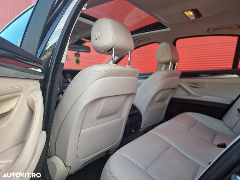 BMW Seria 5 525d xDrive - 9