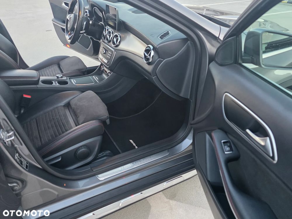 Mercedes-Benz GLA 200 7G-DCT AMG Line - 19