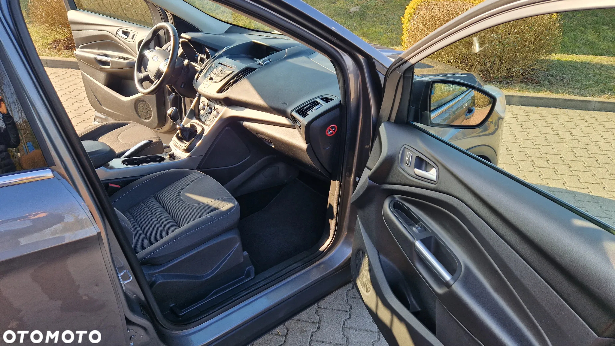 Ford Kuga 1.6 EcoBoost FWD Trend ASS - 11