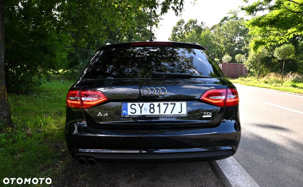 Audi A4 Avant 2.0 TDI ultra - 13