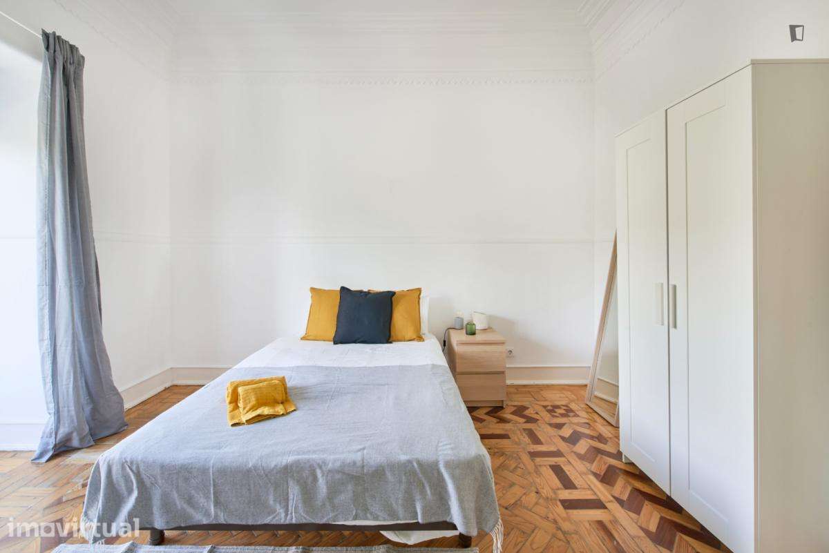 Quarto - localizado em Alameda Lisbon - Grande imagem: 5/56